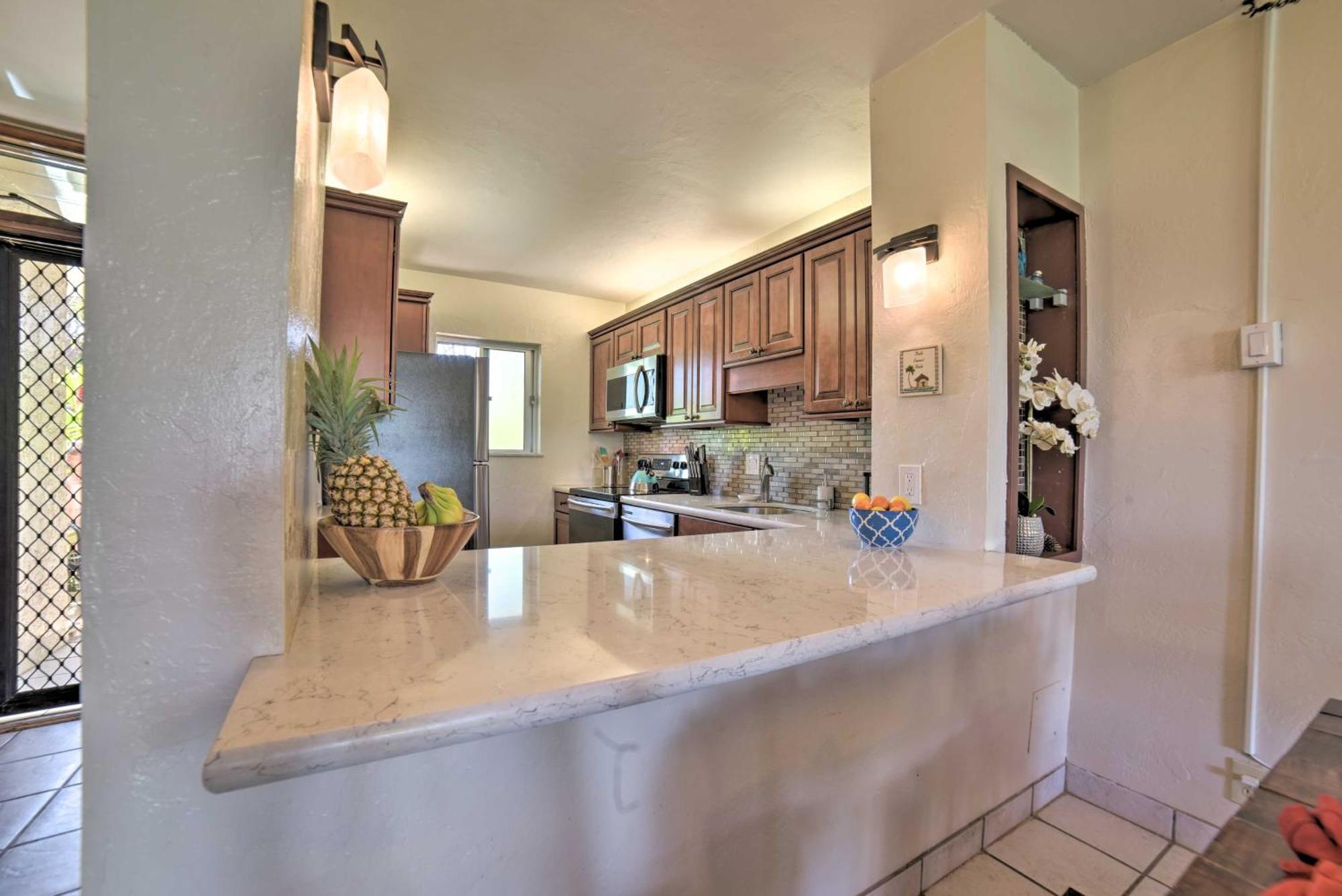 Ocean-View Kihei Condo With Lanai Steps To Beach! Экстерьер фото
